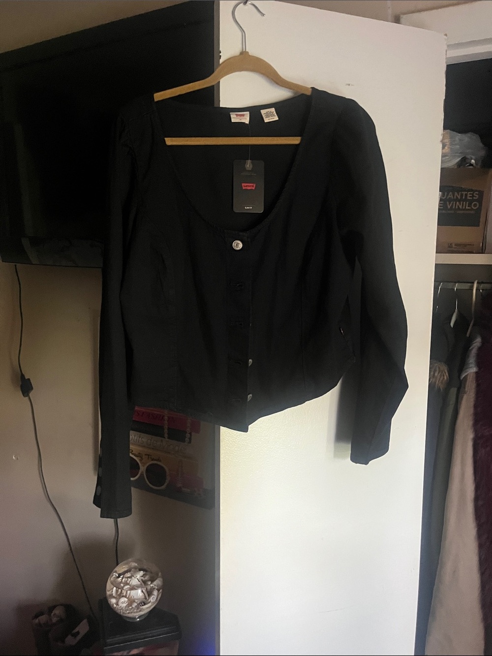 Levi's Black Button-Front Long Sleeve Women's Top